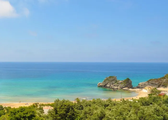 With Large Swimming Pool And Sea View At Corfu Lejlighed