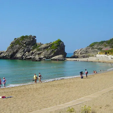 With Large Swimming Pool And Sea View At Corfu Daire