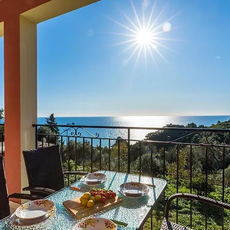 Lejlighed With Large Swimming Pool And Sea View At Corfu Pelekas